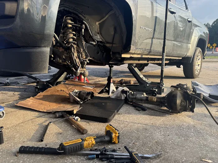 Los Primo's Auto Service 5