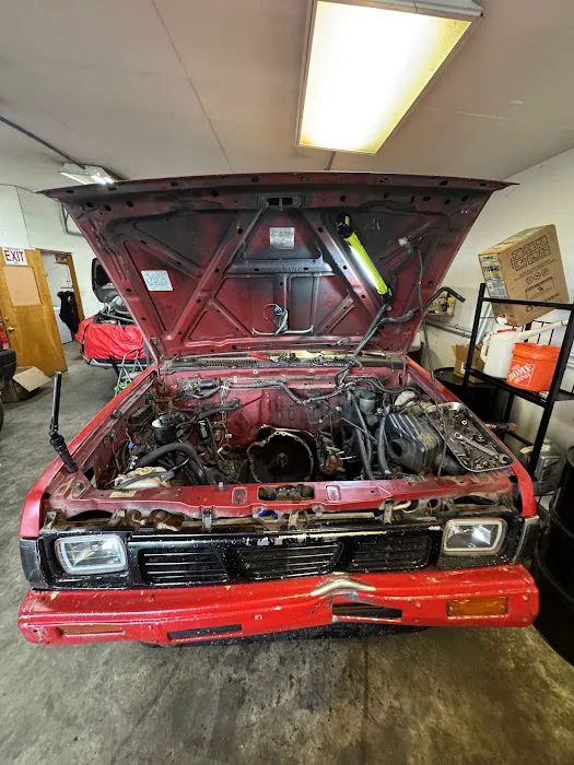 Los Primo's Auto Service 9