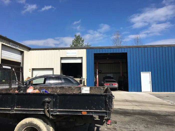 Smith Family Tire & Automotive 8