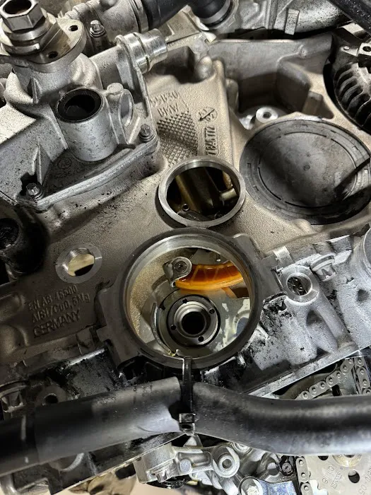 S&T Motorsports 2