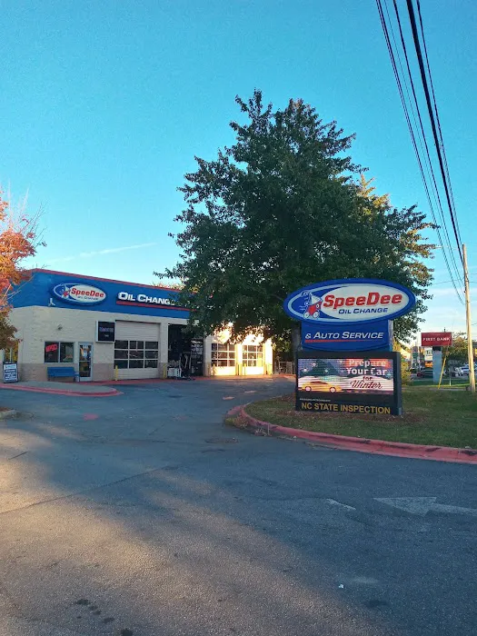 SpeeDee Oil Change & Auto Service 1