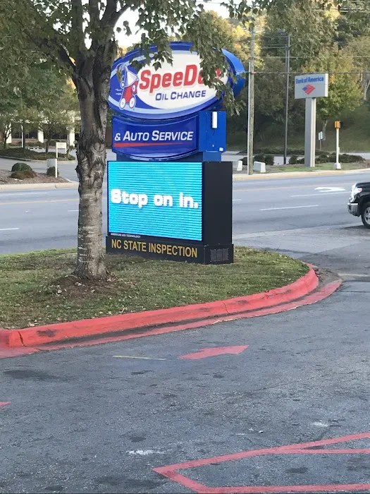 SpeeDee Oil Change & Auto Service 6