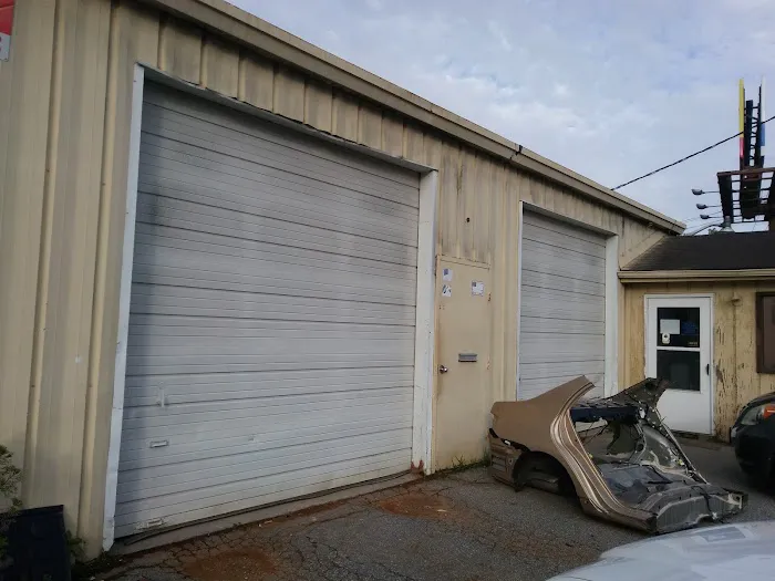 Hendersonville BODY SHOP LLC 8