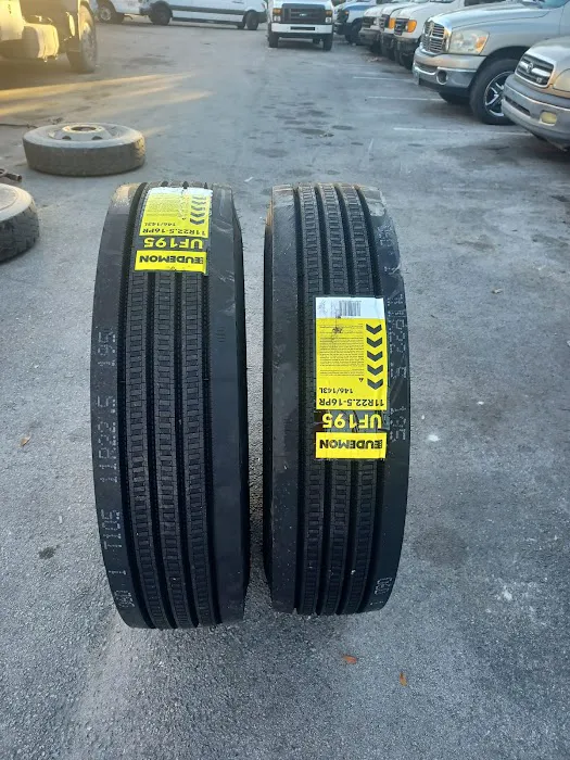 Navarro Express Tires LLC 9