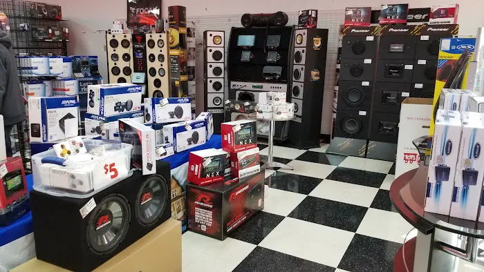 Rogers Stereo 3