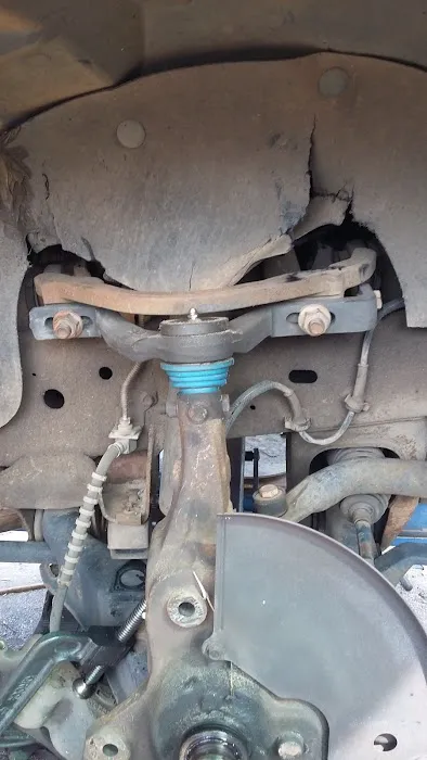 D And J Tire Repair 5
