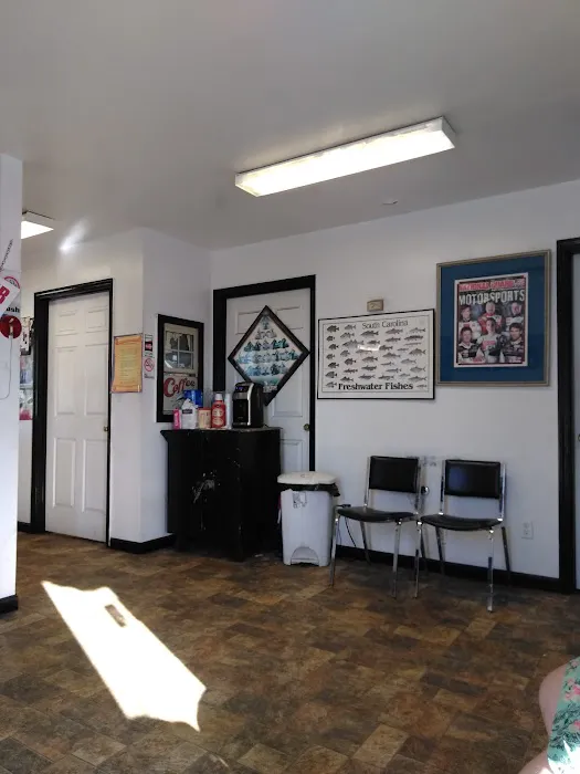 Danny's Muffler Shop 0