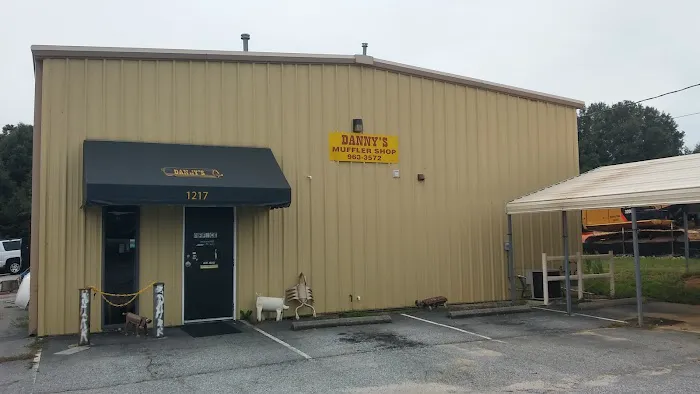 Danny's Muffler Shop 3