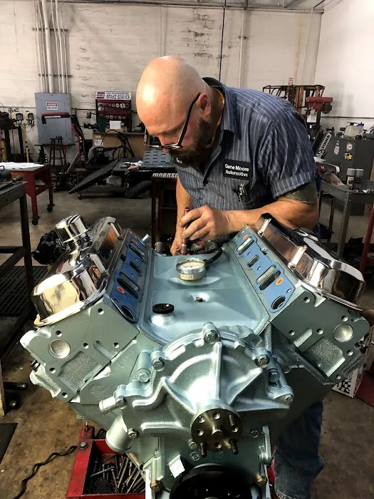 Moore's Automotive 0