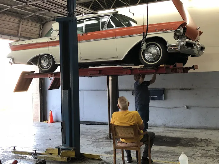 Moore's Automotive 3
