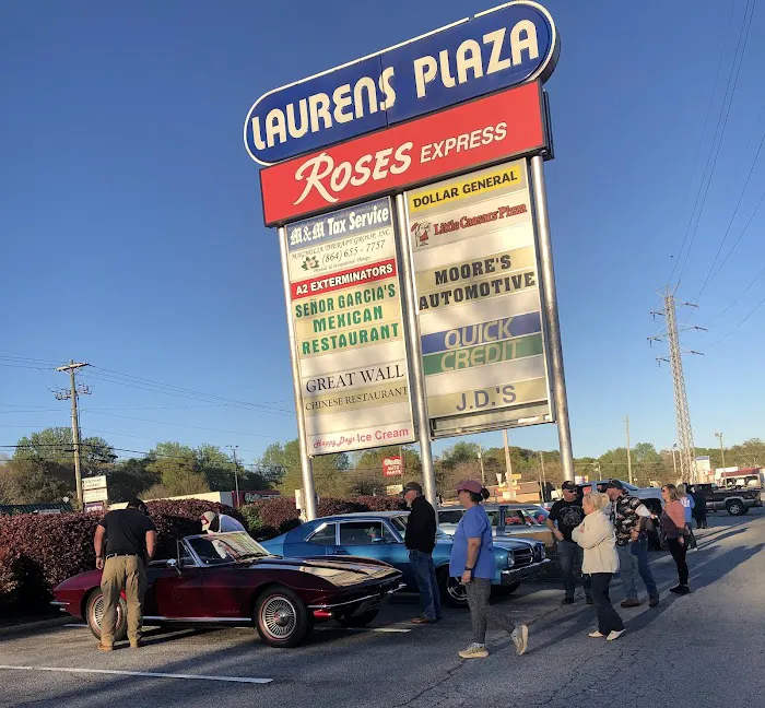 Moore's Automotive 7
