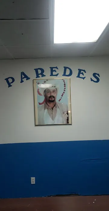Paredes Auto Shop 0