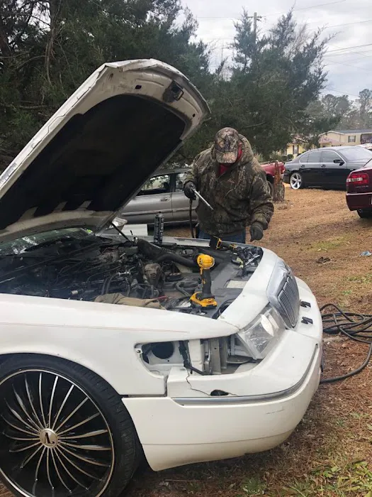 Paredes Auto Shop 4