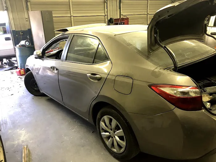 United Auto Repair LLC 5