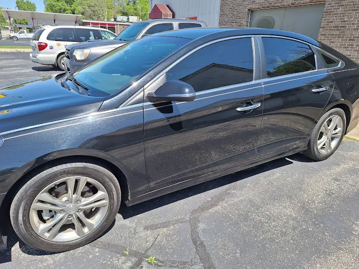 CAR Sho Glass Tinting 9