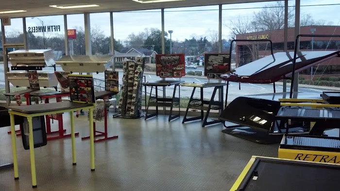 Truck Toyz - Leonard Truck Outfitters 4