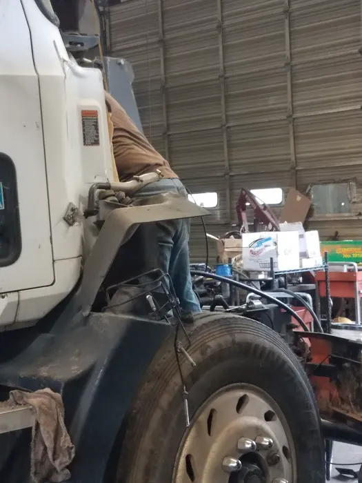 Diesel Truck Repair LLC 1