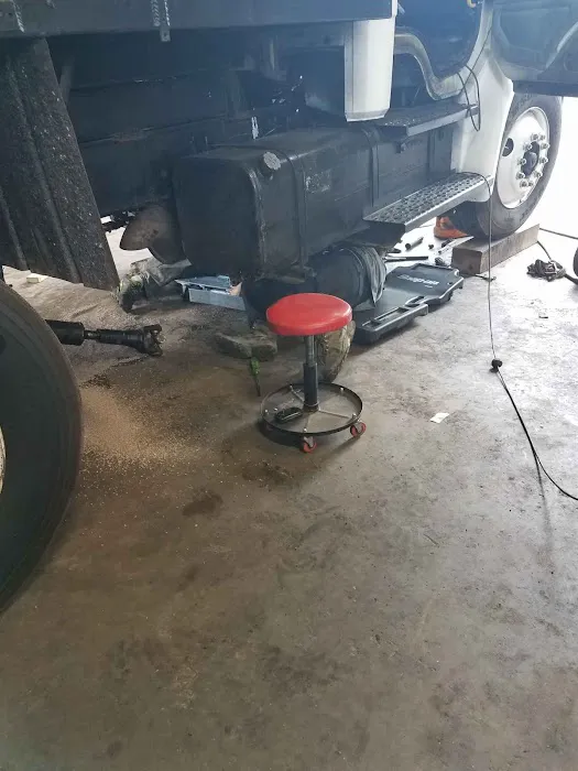 Diesel Truck Repair LLC 4