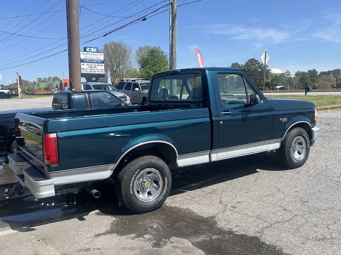 Maaco Auto Body Shop & Painting 9