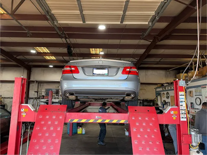 Bryant's Muffler & Auto Services 2