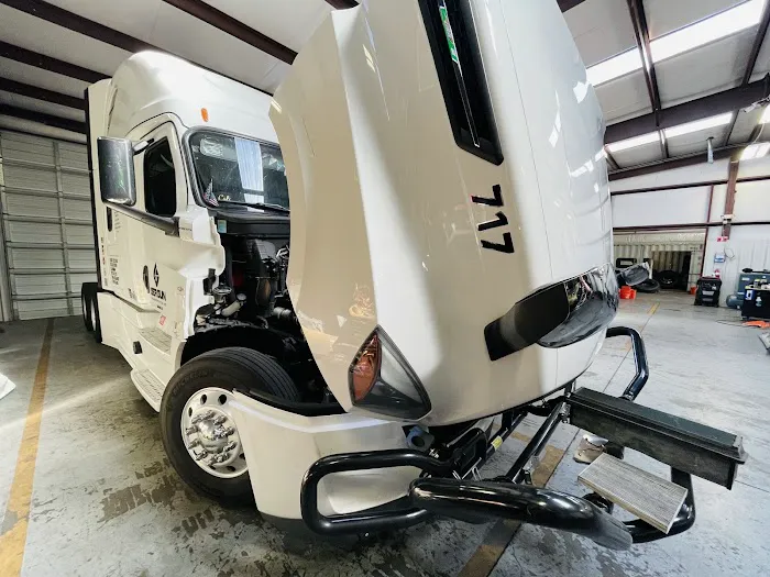 Gergun Truck Center 4