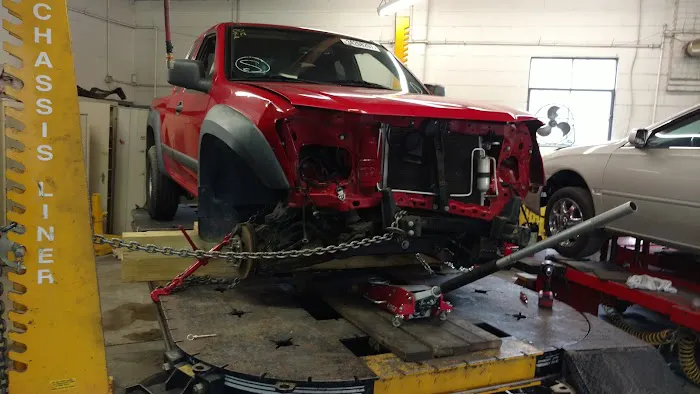 Greg's Collision & Import Car 4