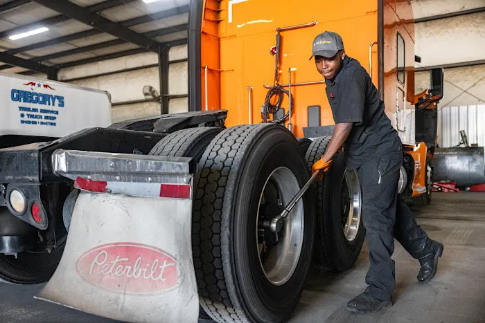 Gregory’s Trailer and Truck Service 1