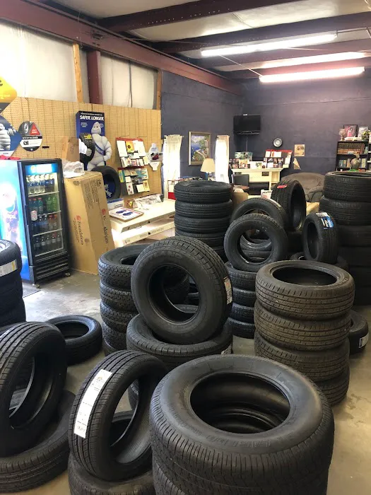 Moon Tire & Auto 8