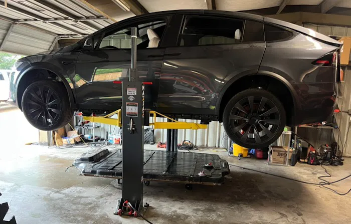 Electrics Auto (Tesla Repair) 3