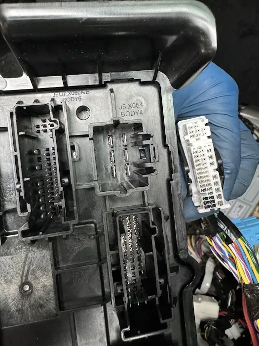Electrics Auto (Tesla Repair) 8