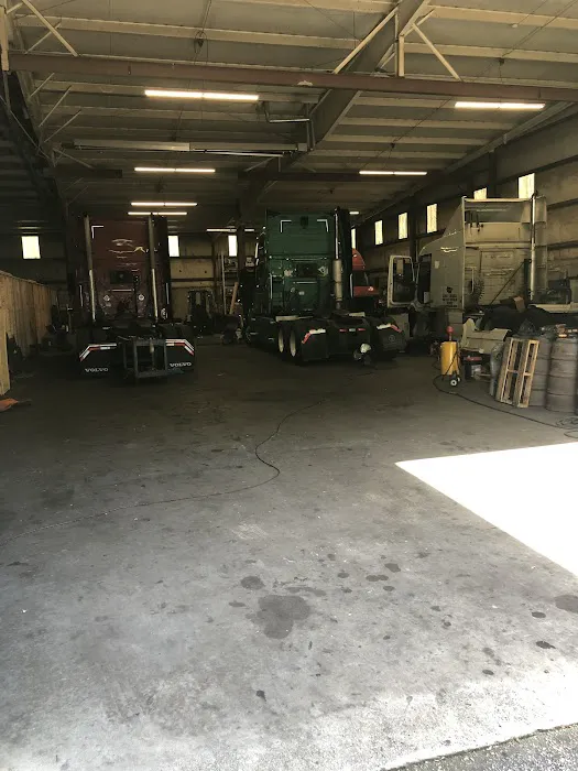 USA Truck Repair llc 3