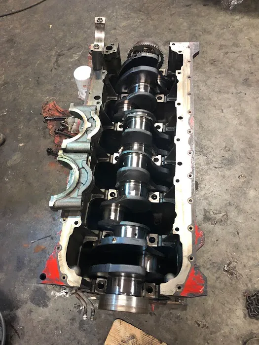 USA Truck Repair llc 8