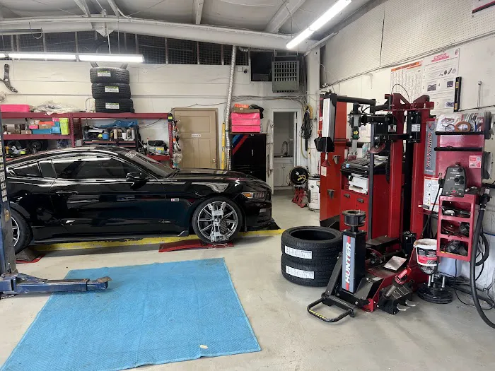 Discount Tire & Auto Care 3