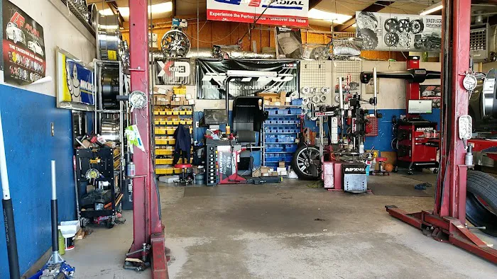Eddy's Wheel Tires & Alignment 6