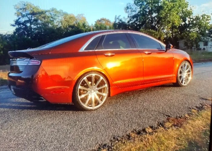 Top Flight Auto Body and Collision 8