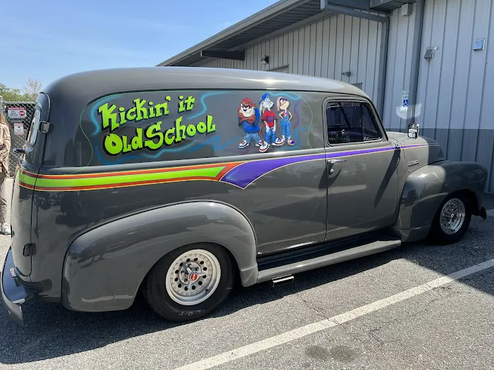 Maaco Auto Body Shop & Painting 6