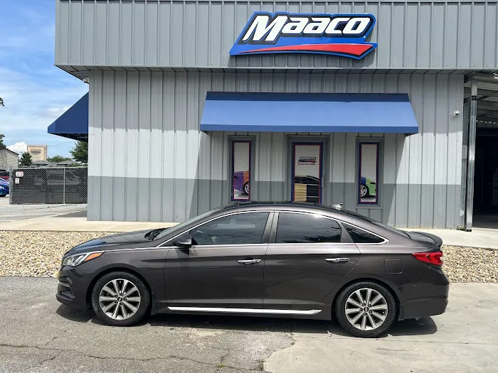 Maaco Auto Body Shop & Painting 7