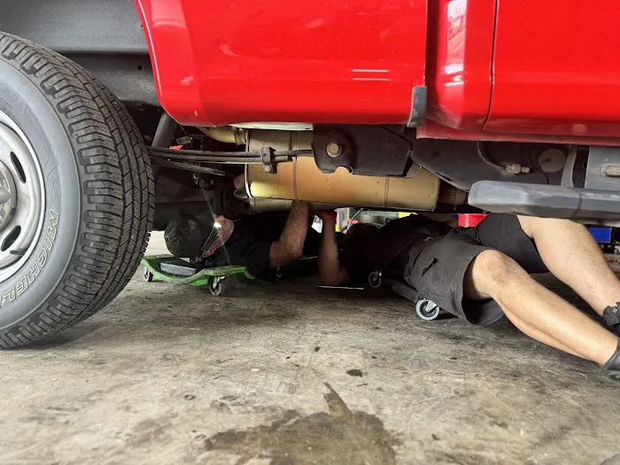 RNL Solutions LLC- Fleet, Automotive, Diesel & RV Repair 3