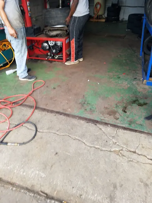 Professional Tire Service 4