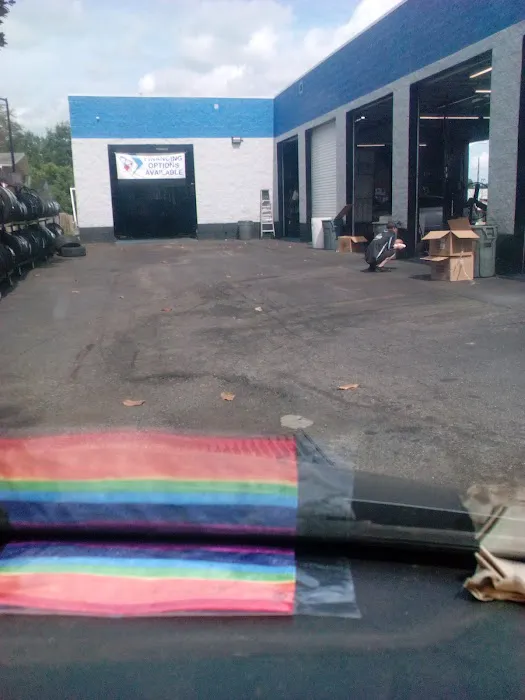 SpeeDee Oil Change & Auto Service 7