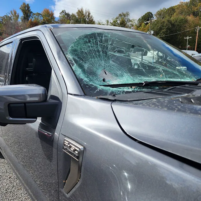 Ed's Auto Glass Repair 6