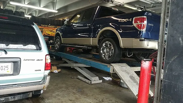 Guaranteed Tire & Auto of Greer 0
