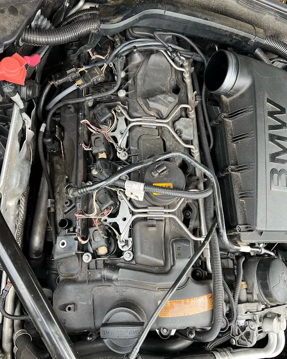 Kendall Performance BMW/Mercedes Auto Repair And Maintenance 8