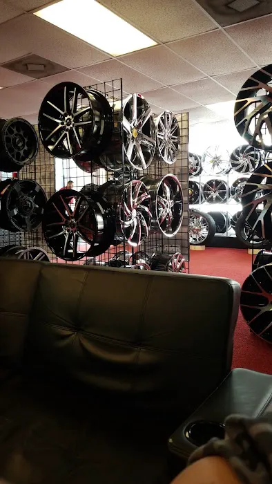 RNR Tire Express 4