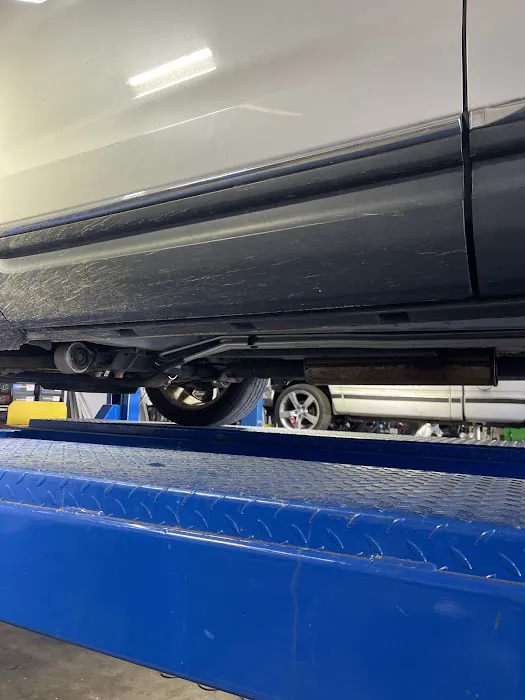 Sexton's Muffler Shop 4