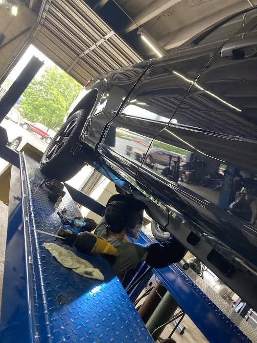 Sexton's Muffler Shop 2