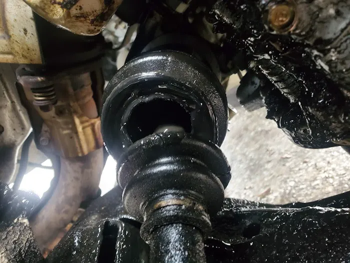 Taller Felix-Auto Repair Shop 1