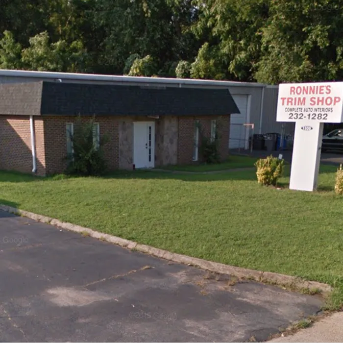 Ronnie's Trim Shop 3