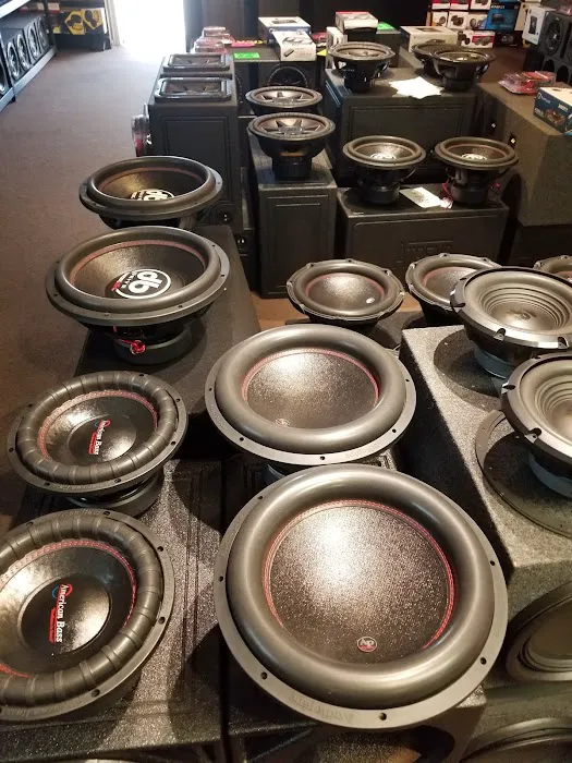 RAY'S CAR AUDIO 1