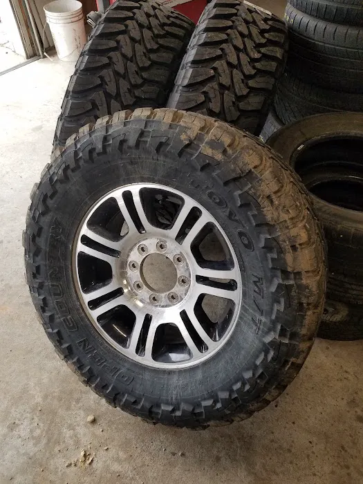 Hernandez New & Used Tires / Llantas Nuevas Y Usadas 7